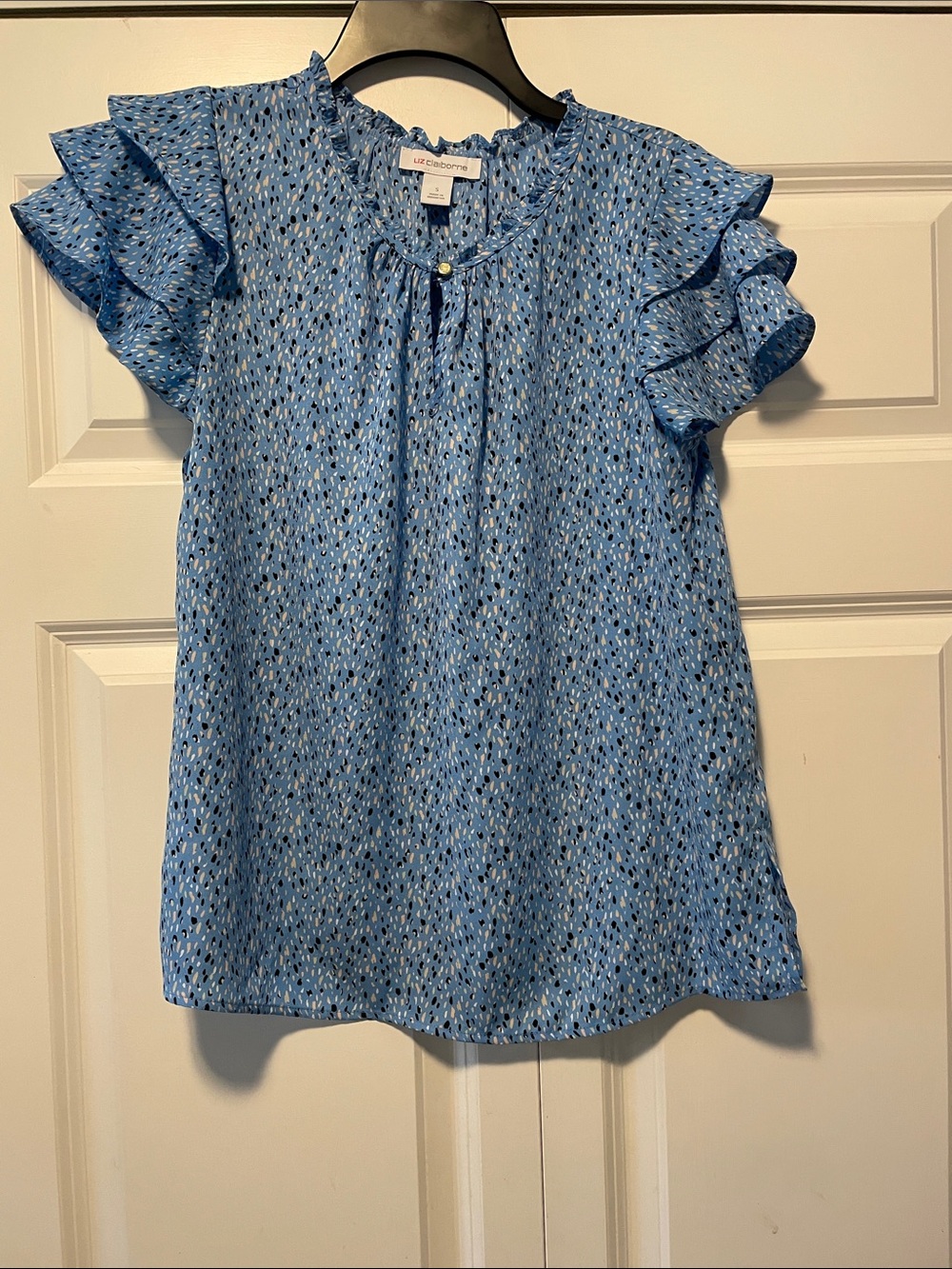 Liz Claiborne Blue Printed Ruffle Sleeve Top